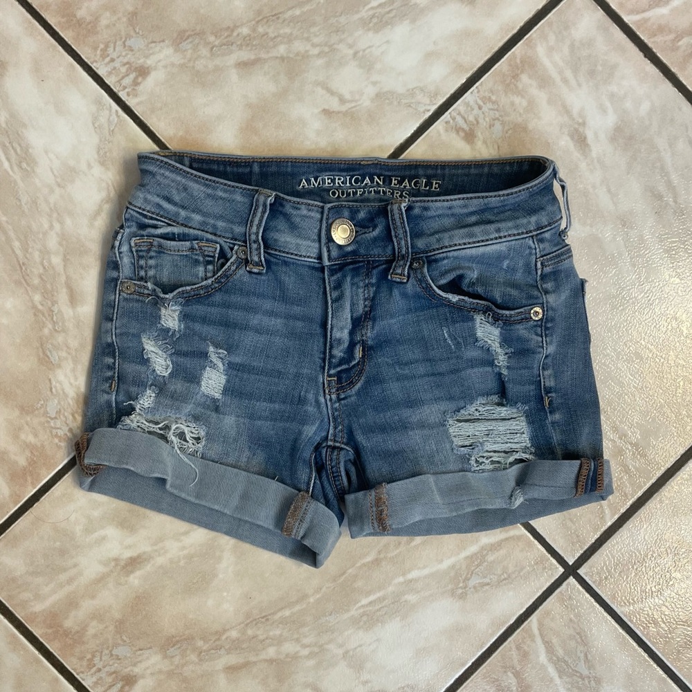 American Eagle Midi Shorts Size: 0